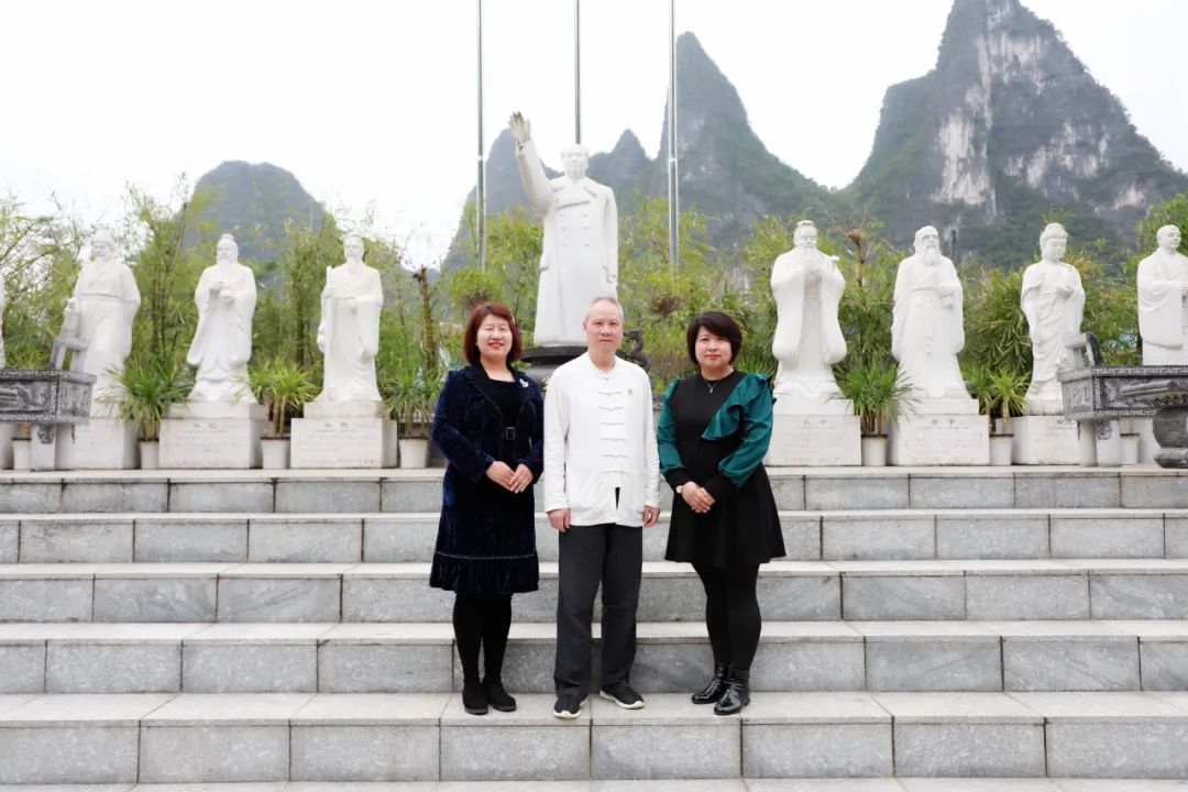 1724834703.jpg 1724834703.jpg