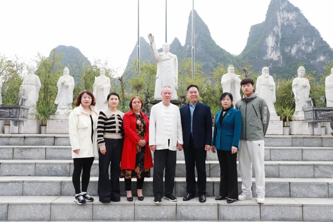 1724835880.jpg 1724835880.jpg