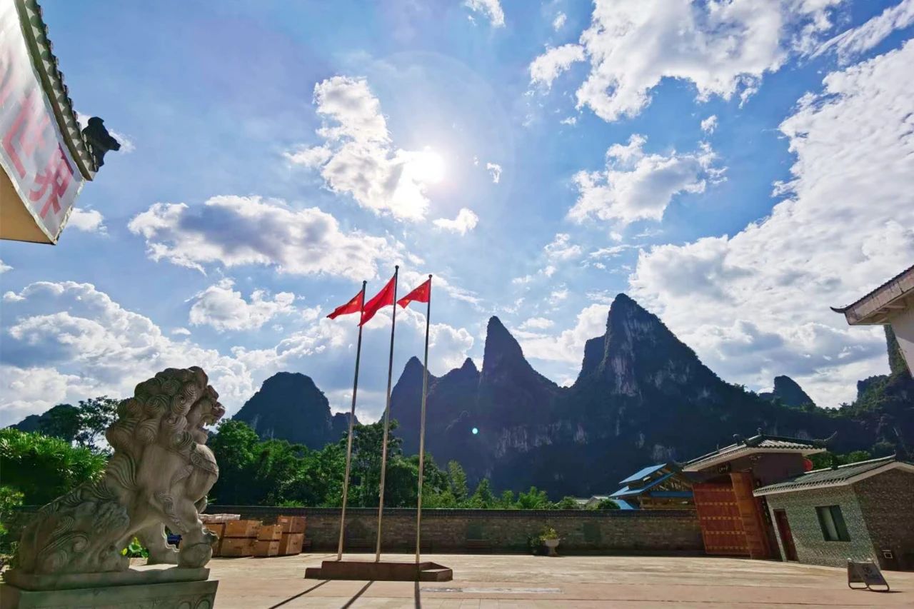 1729385963698604.jpg 1729385963698604.jpg