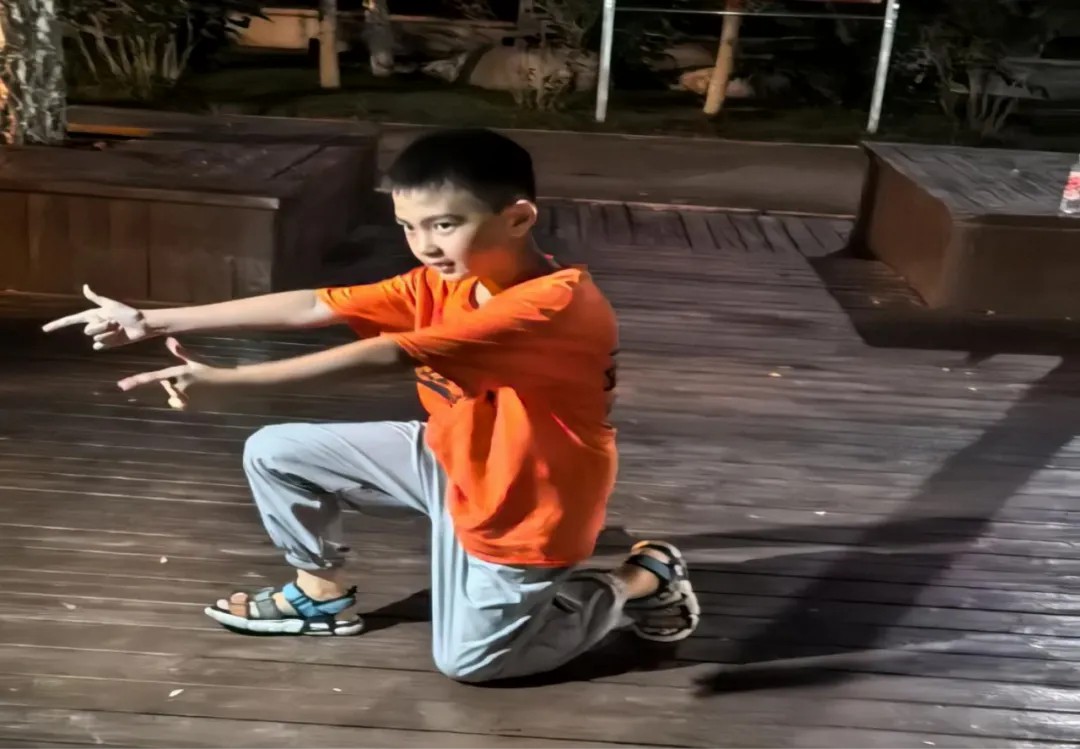 1729758219970014.jpg 1729758219970014.jpg