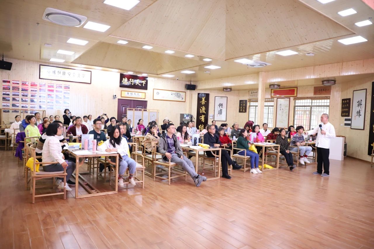 1731827840515662.jpg 1604366871452265.jpg