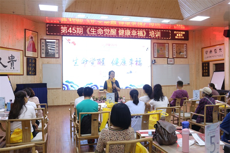 1731830715559606.jpg 1594601031943169.jpg