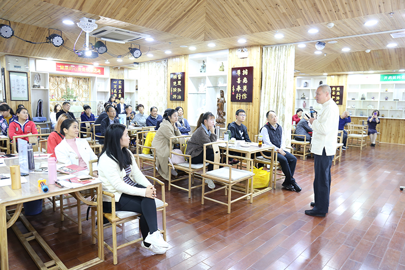 1731835948395589.jpg 1575335744985609.jpg