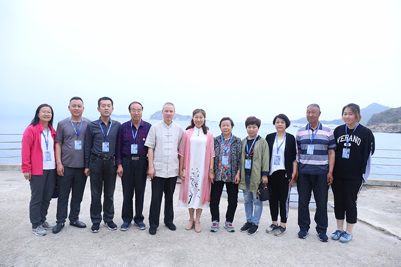 1731999422476545.jpg 1524914249679402.jpg