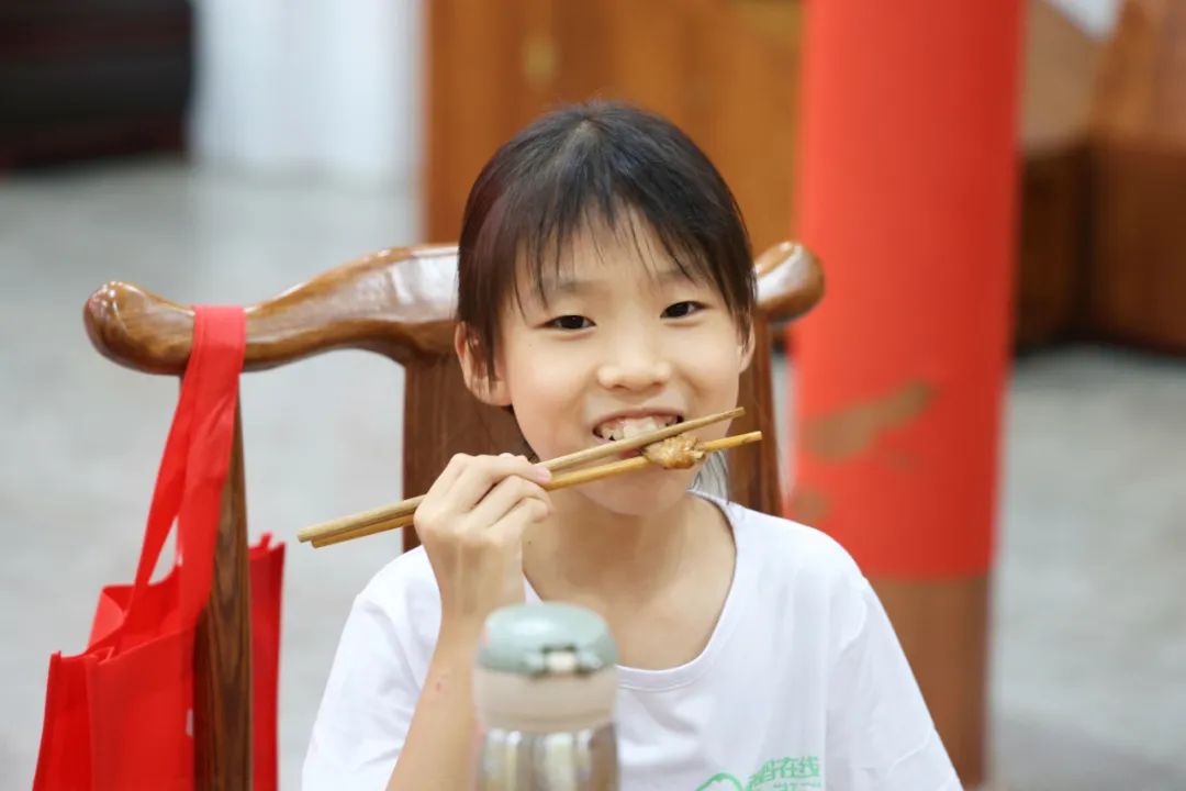 1755499524435653.jpg 1755499524435653.jpg