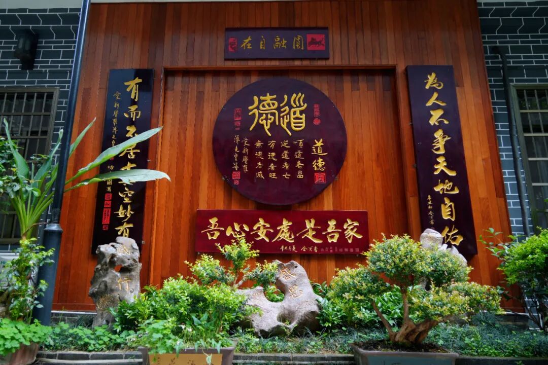 1757376960379798.jpg 1757376960379798.jpg